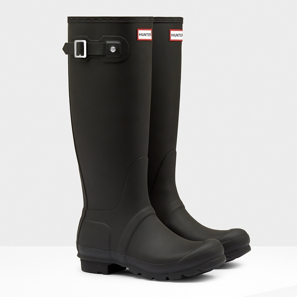 Talk black matte hunters